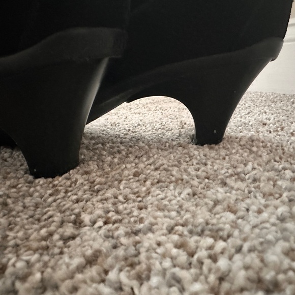 Prada boots - Picture 5 of 7